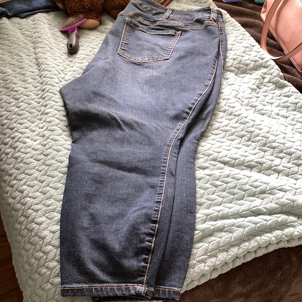 TORRID FIRST AT FIT JEANS SZ 24 XS